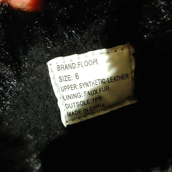 NWOT * FLOOPI * SIZE 6 * BLACK FAUX FUR/FAUX LEATHER BOOTIES * SUPER SOFT 💗 - Picture 11 of 11